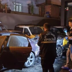 Tuzla’da Yangın: 6 Araç Yandı