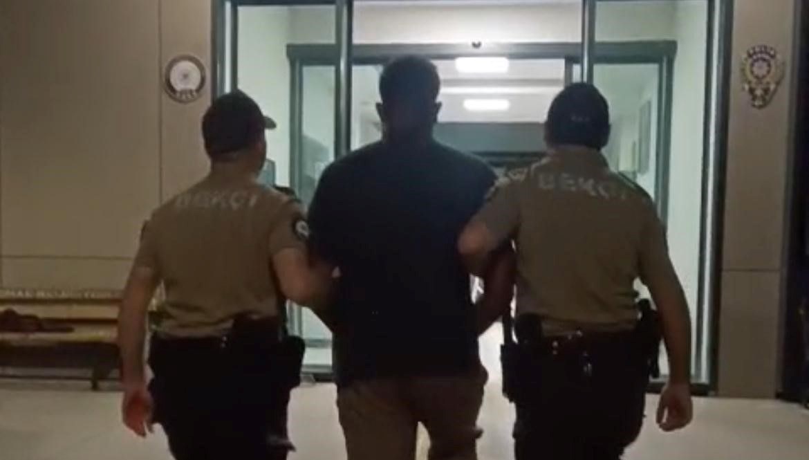 20 yil hapisle araniyordu izmirde yakalandi Uws61yGK