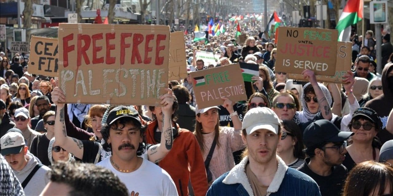 avustralya halkindan israile yaptirim talebi binlerce kisi sokaga dokuldu ARG2nFaM