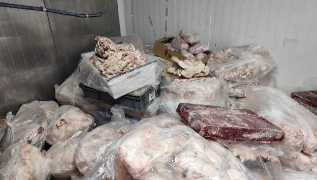 bozuk et operasyonu kilolarca ele gecirildi 3 isletme kapatildi 2lEWcKTM