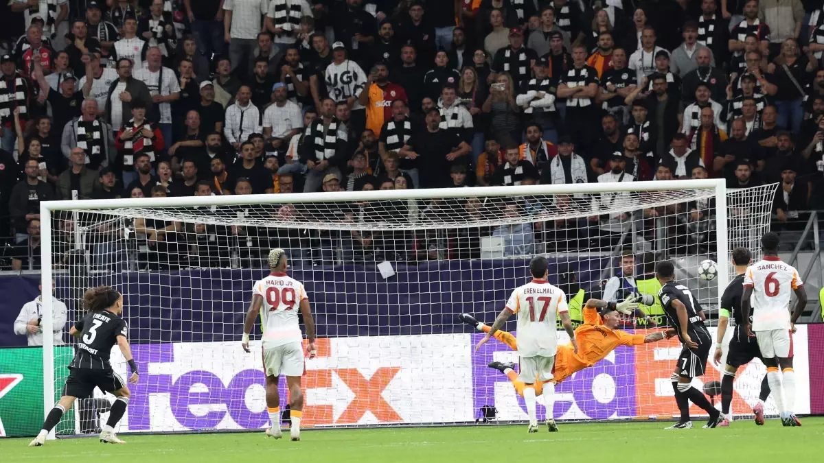 galatasaray frankfurta 5 1 yenilerek serisini kaybetti f8KnxFnf