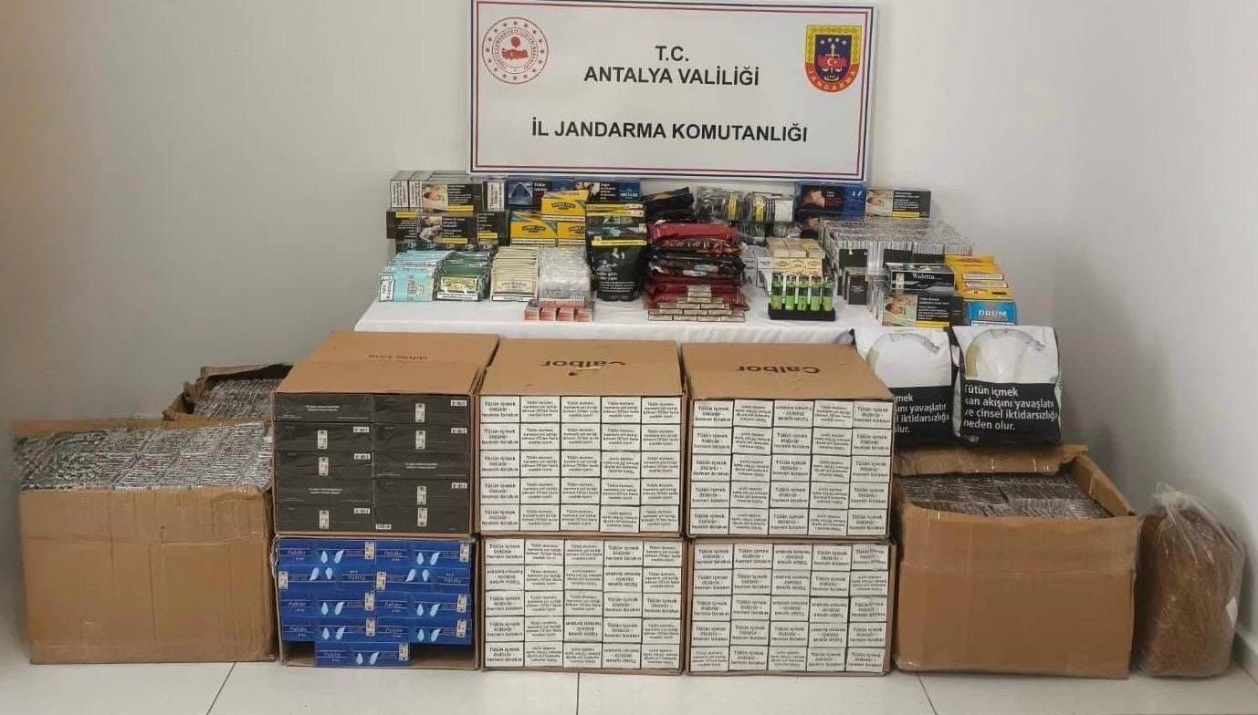 kasta jandarmadan kacak sigara operasyonu iXWZYBPK