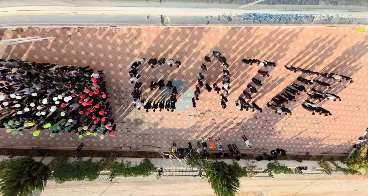 adiyaman doga kolejinden filistine destek koreografisi ddGWb5Av