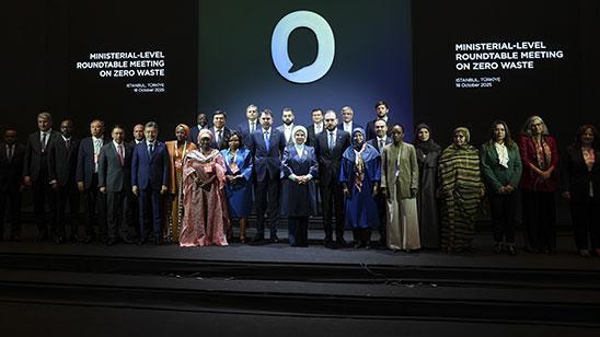 bakan yumakli uluslararasi sifir atik forumunda konustu gOmxRmDl.jpg