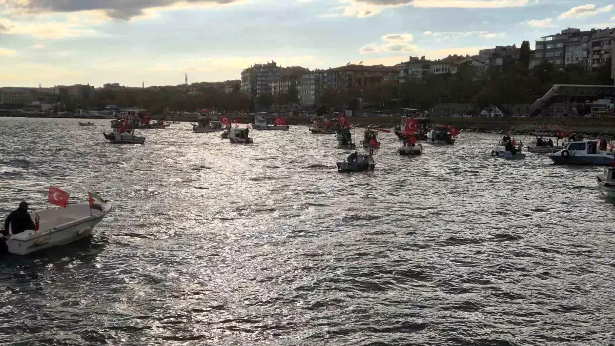 tekirdagda balikcilardan gazzeye destek konvoyu PEYYjsXi