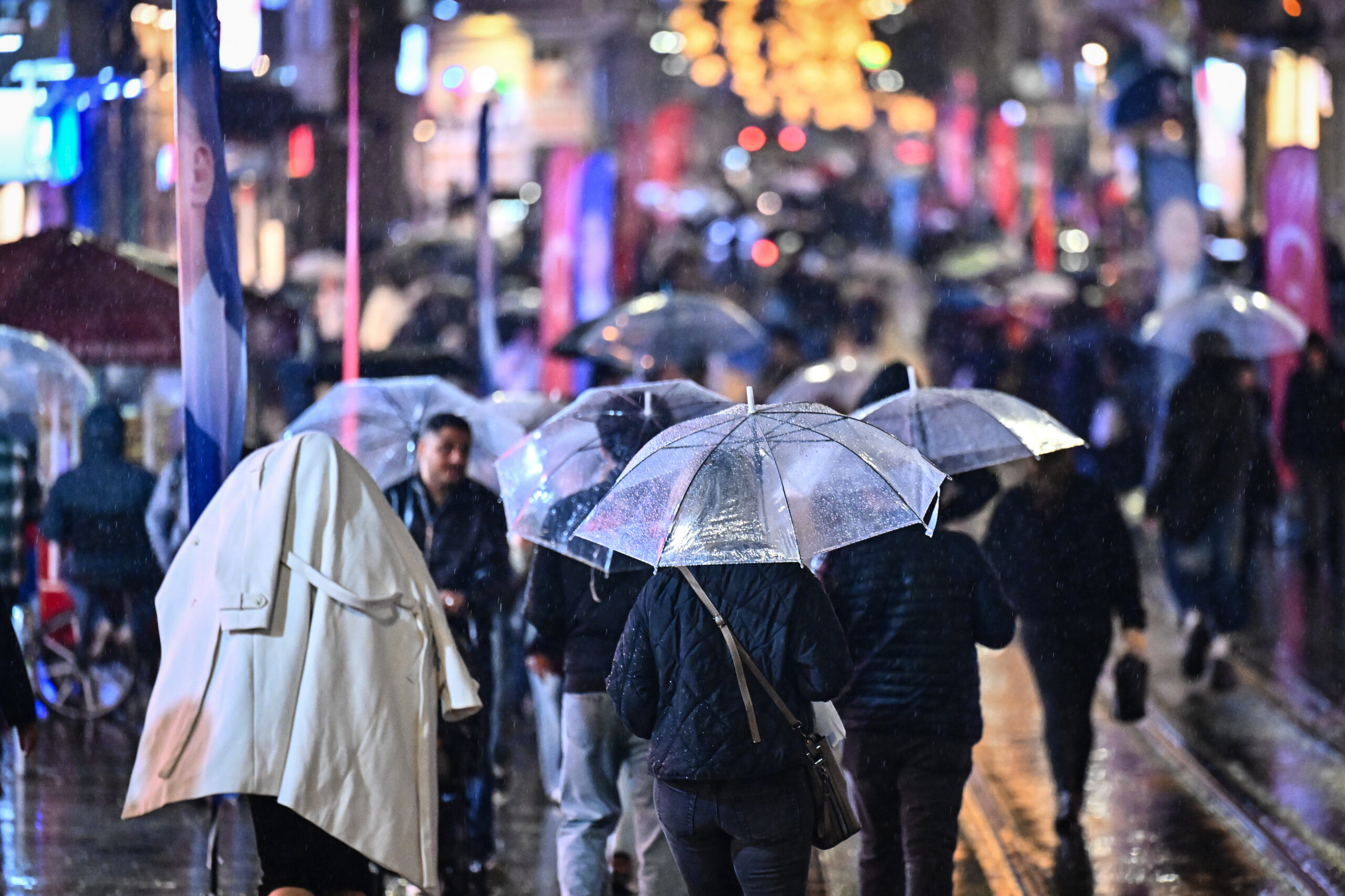 meteorolojiden 30 il icin uyari saganak yagis etkili olacak GOjDZeqh.jpg