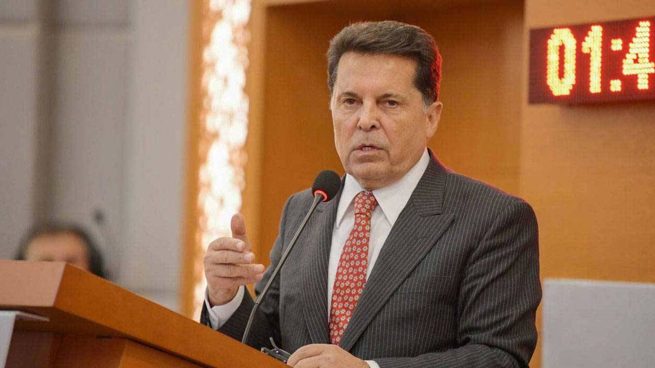 son dakika aziz ihsan aktas sorusturmasinda yeni gelisme ahmet ozere takipsizlik karari hb4x7AsA.jpg