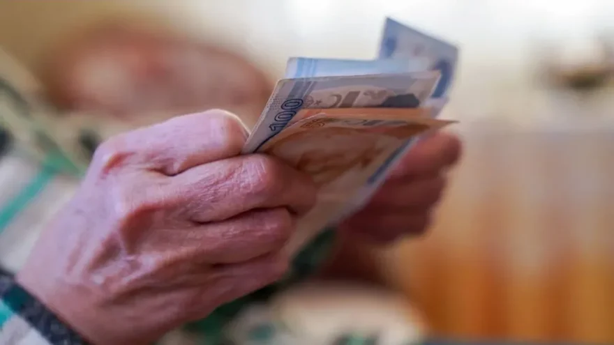 Emekli promosyonlarına nisan ayarı! Bankalar yeni rakamları duyurdu
