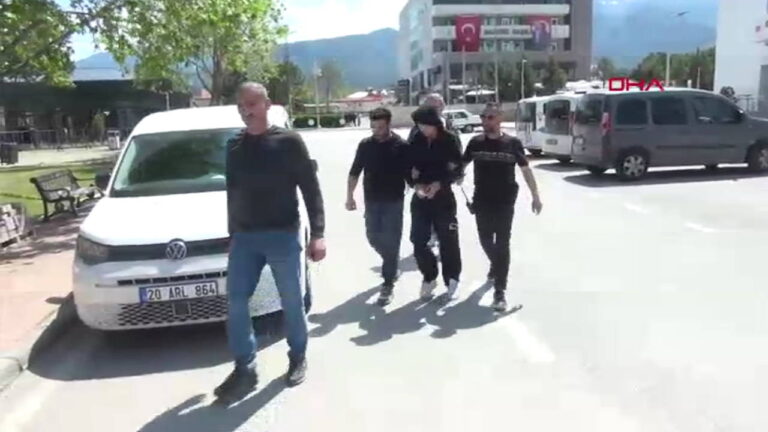 sokak-dugunu-sonrasi-esya-toplama-kavgasi-1-olu-1-yarali-9SYZuqnY